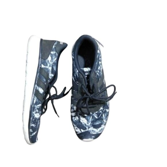 Adidas Cloud Size 9 Black White Lightweight Athletic Running Shoes Sporty - Picture 4 of 5